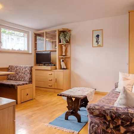 Apartment Costa *